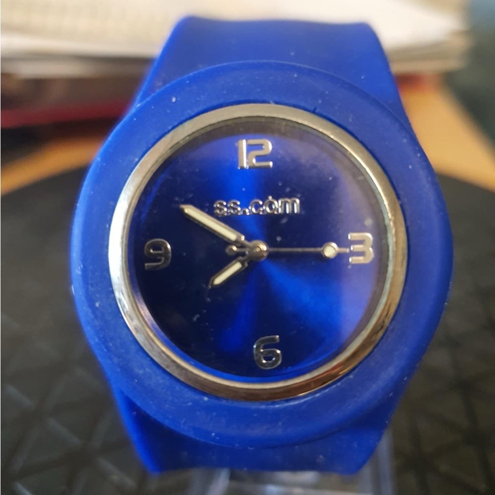 🦋10/$20🦋 SS.COM Silver/Blue Women's Slap Watch